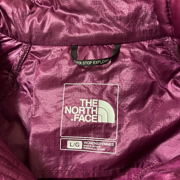 The North Face Purple Jacket - Picture 14 of 17